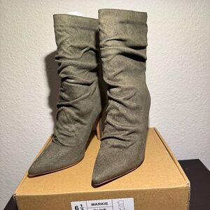 Journee Collection Women's Markie Rouched Stiletto Dress Booties Size 6W, 6.5